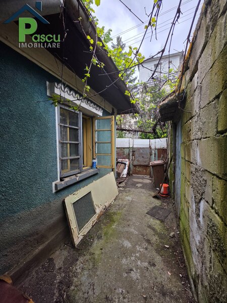 Brancoveanu, str. Marinescu Nicolae, Teren 250 mp, deschidere 10 ml